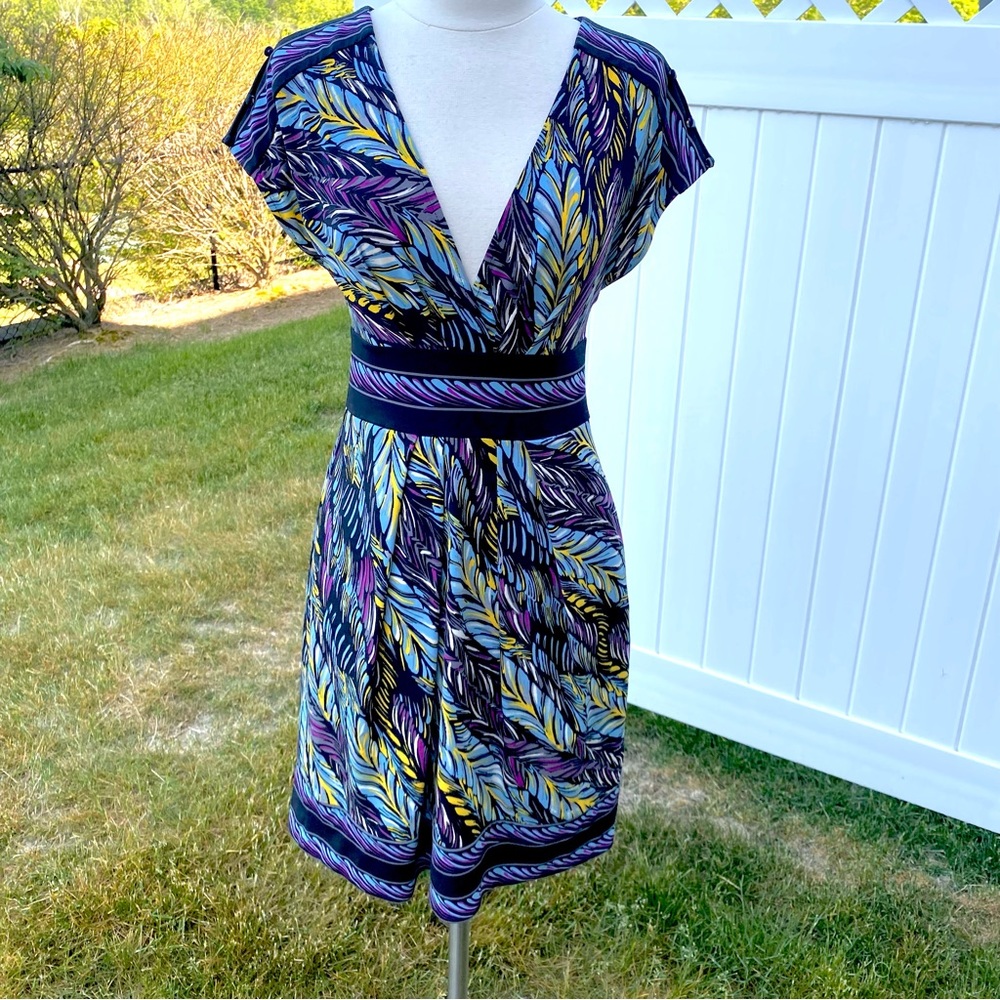 BCBG MaxAzria Short-sleeve V-neck Dress with pockets